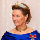 Queen Sonja at the official dinner that concluded the first day of the State Visist (Photo: Terje Bendiksby / Scanpix)